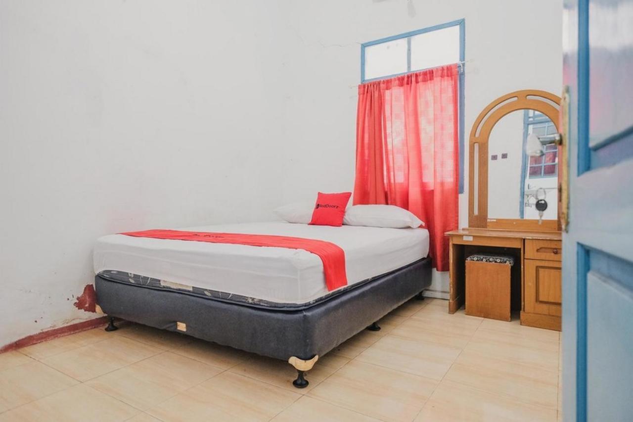 Reddoorz Near Pantai Florida Anyer Hotel Serang Luaran gambar