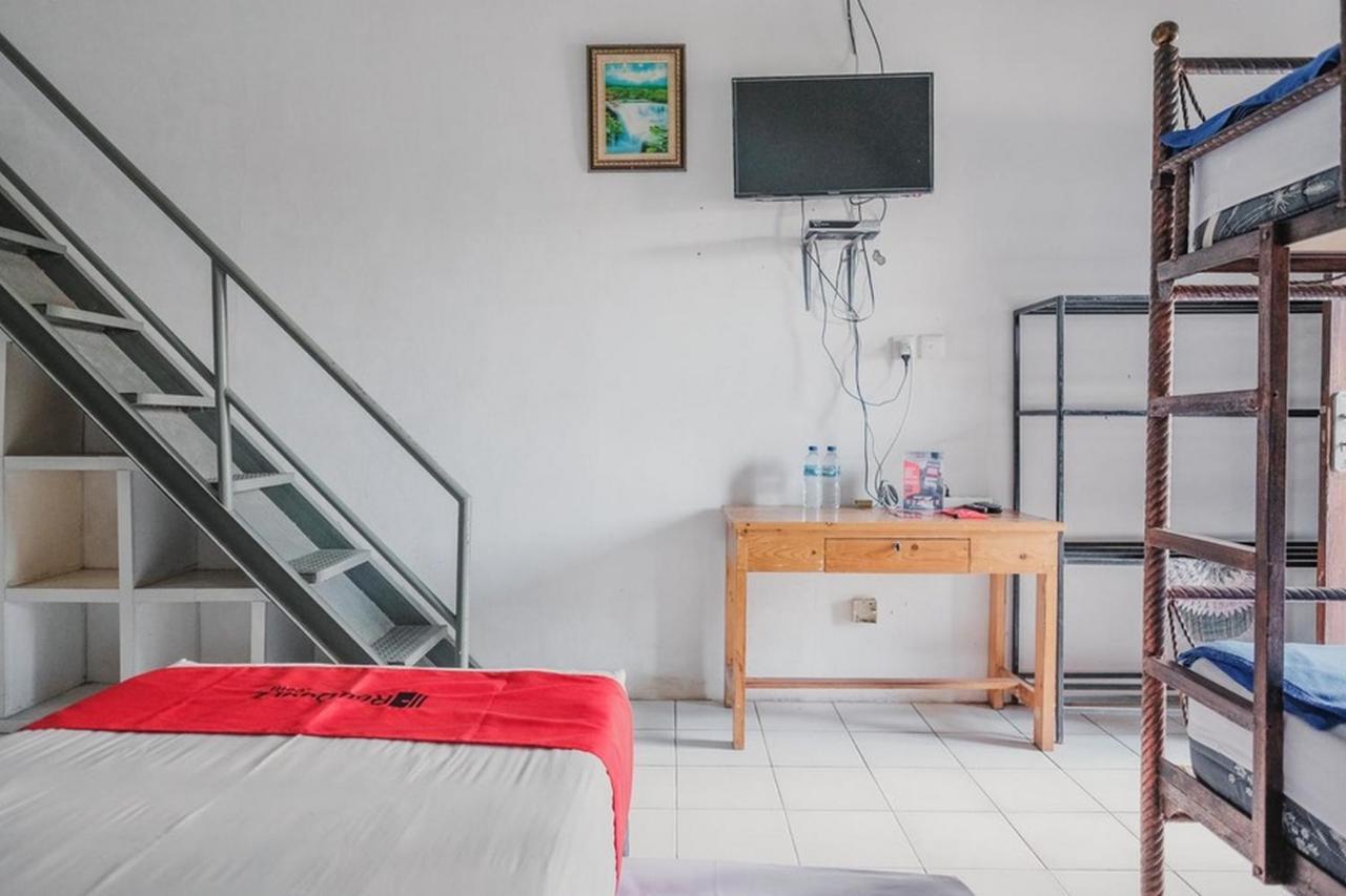 Reddoorz Near Pantai Florida Anyer Hotel Serang Luaran gambar
