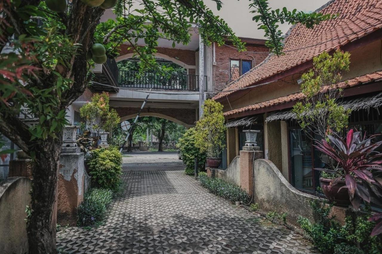 Reddoorz Near Pantai Florida Anyer Hotel Serang Luaran gambar