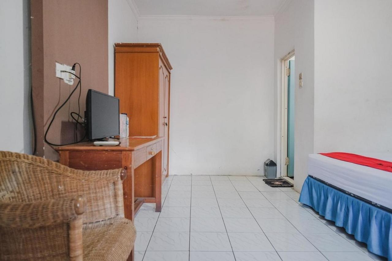 Reddoorz Near Pantai Florida Anyer Hotel Serang Luaran gambar