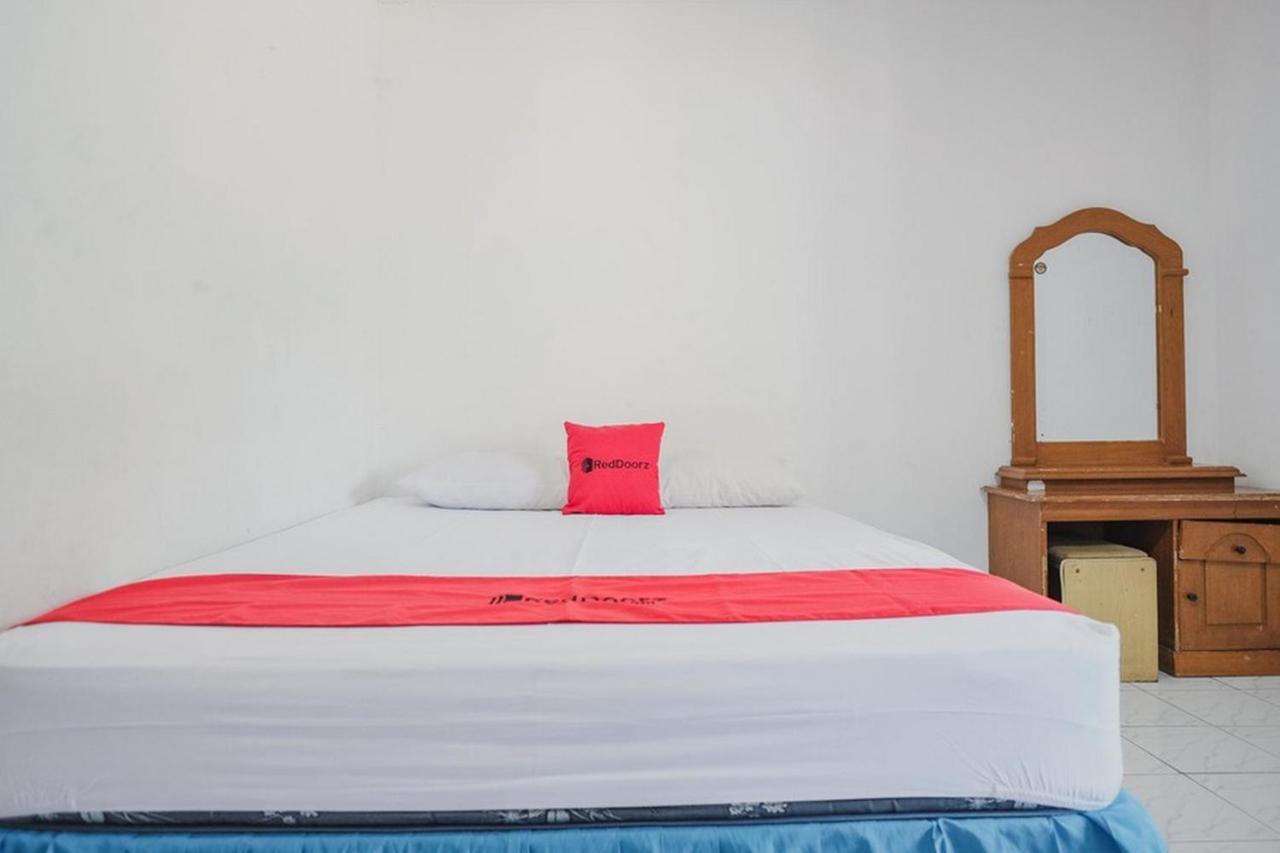Reddoorz Near Pantai Florida Anyer Hotel Serang Luaran gambar